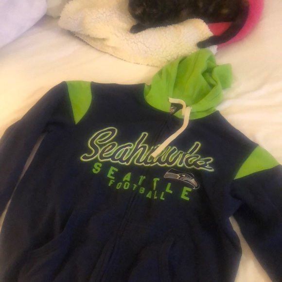 Seahawks zip up size large - Picture 2 of 2